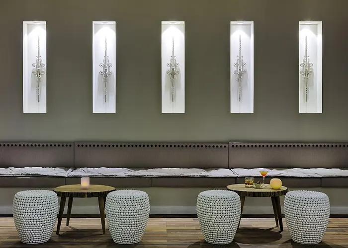 Otel Boutique H10 White - Adults Only