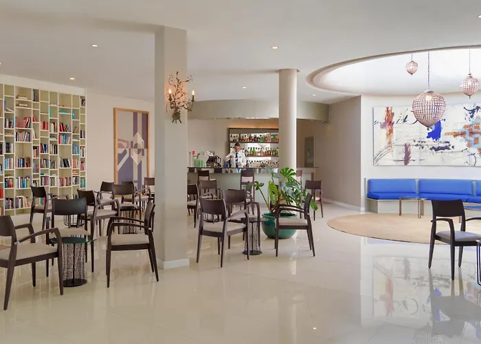 Otel Boutique H10 White - Adults Only