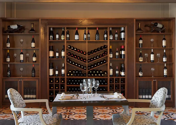 Boutique H10 White - Adults Only Otel 4*